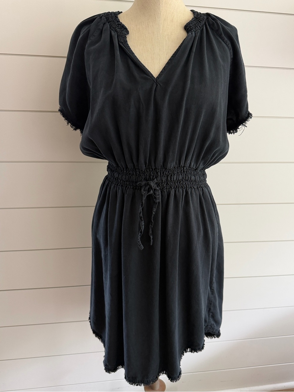 Velvet Heart Black Smocked Waist Short Sleeve Dress